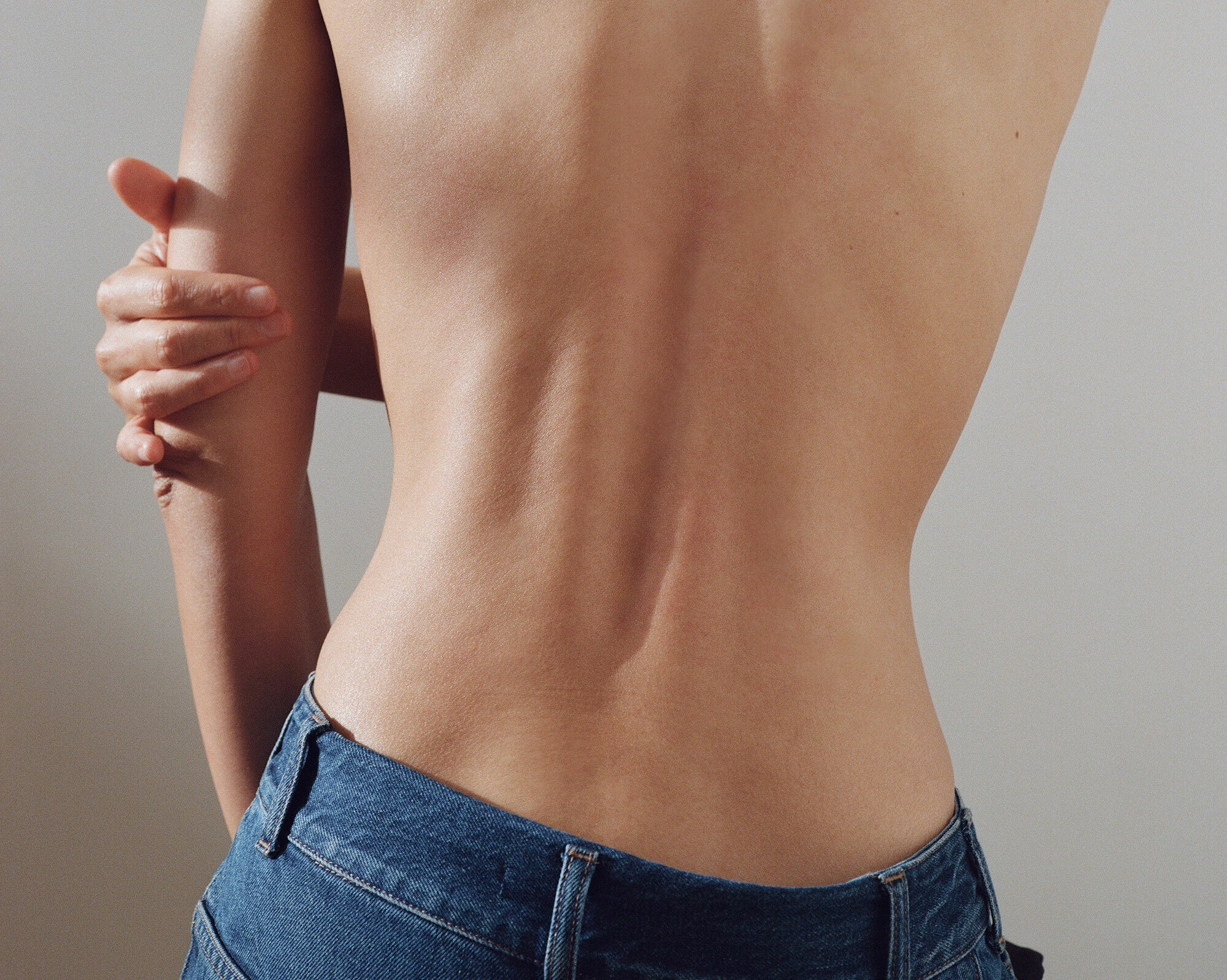 Sans 01 111 HOMEPAGE 2000x1333